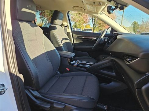 Certified 2023 Buick Envision Preferred w/ Sport Touring Package image 27