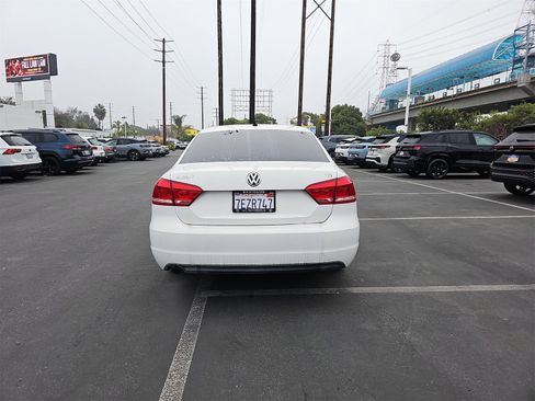 Used 2014 Volkswagen Passat 1.8T S image 6