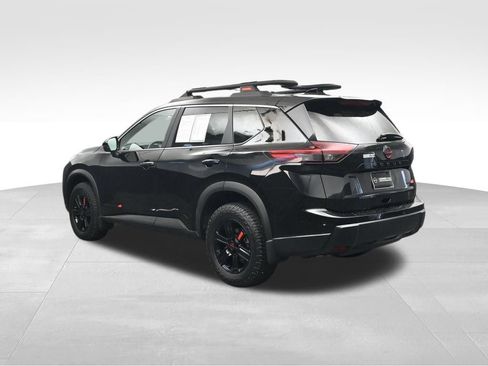 Used 2025 Nissan Rogue SV w/ Rock Creek Premium Package AWD/4WD image 3