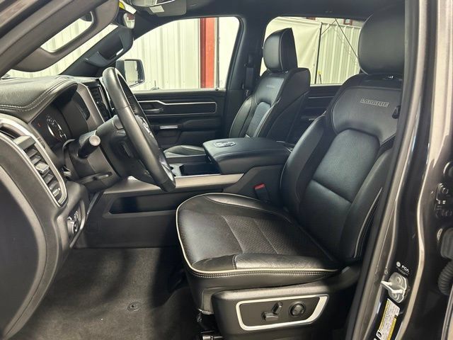 Used 2023 RAM 1500 Laramie AWD/4WD image 13