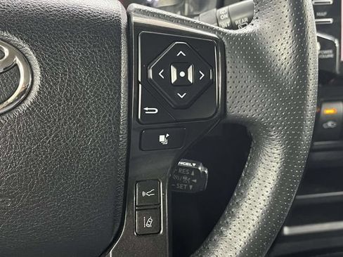Used 2024 Toyota 4Runner TRD Off-Road AWD/4WD image 29