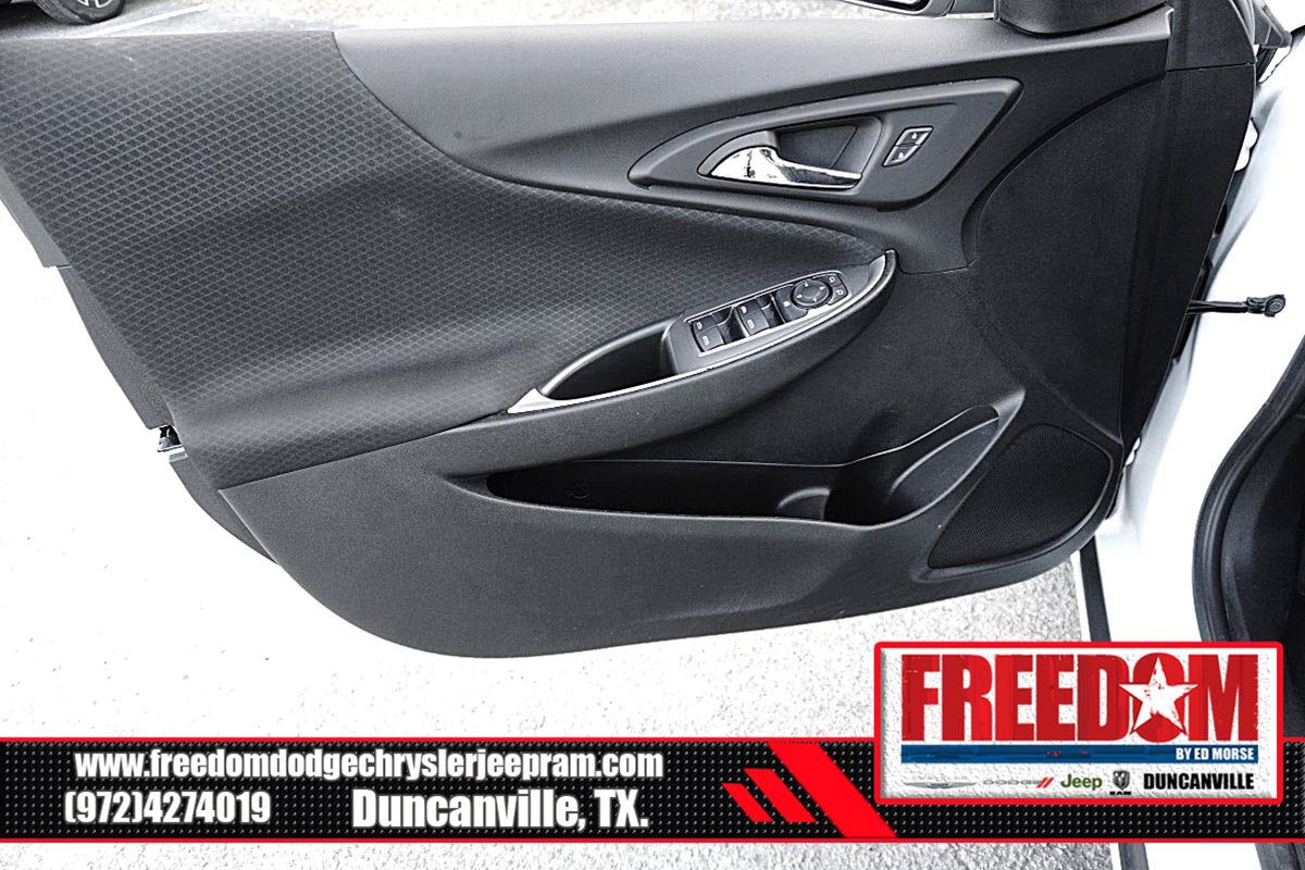 Used 2025 Chevrolet Malibu LT FWD image 37