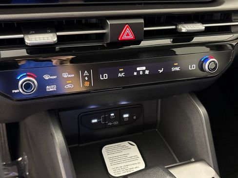 New 2026 Kia Sportage EX FWD image 38