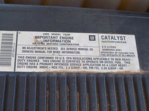 Used 2005 GMC Sierra 3500 SLE w/ Heavy-Duty Power Package image 42