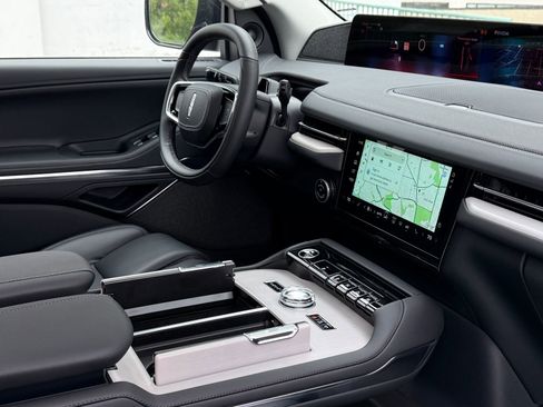 New 2026 Lincoln Navigator L Reserve AWD/4WD image 8