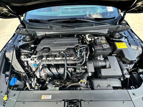 New 2025 Kia K4 GT-Line Turbo w/ GT-Line Premium Package FWD image 27