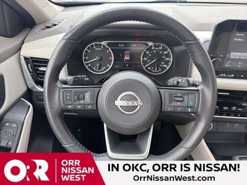Used 2023 Nissan Rogue SL w/ SL Premium Package AWD/4WD image 22