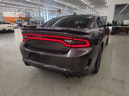 Used 2022 Dodge Charger GT w/ Blacktop Package AWD/4WD image 5