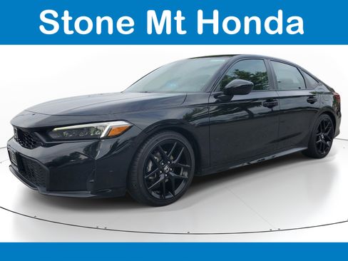 Used 2025 Honda Civic Sport image 3