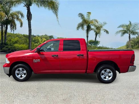 Used 2022 RAM 1500 Classic SLT RWD image 2