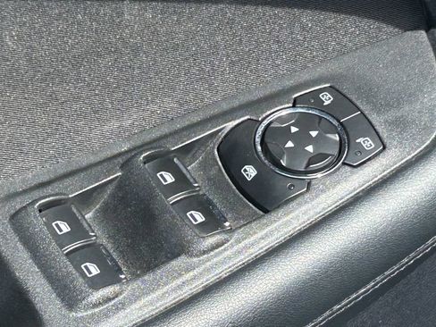 Used 2019 Ford Edge SE w/ SE Fleet Driver's Package FWD image 26