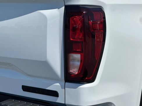 New 2026 GMC Sierra 1500 Elevation AWD/4WD image 23