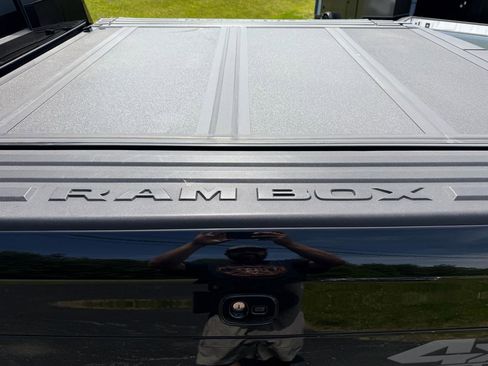 Used 2020 RAM 1500 Limited AWD/4WD image 16