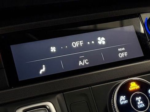 Used 2024 Hyundai Palisade Calligraphy image 22