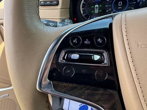 Used 2020 Cadillac Escalade ESV Platinum AWD/4WD image 59