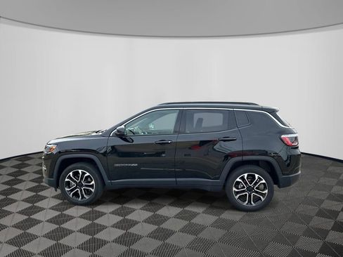 Used 2024 Jeep Compass Limited w/ Sun and Sound Group AWD/4WD image 4