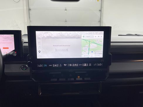 Used 2025 GMC Hummer EV 2X w/ LPO, Illumination Package AWD/4WD image 27