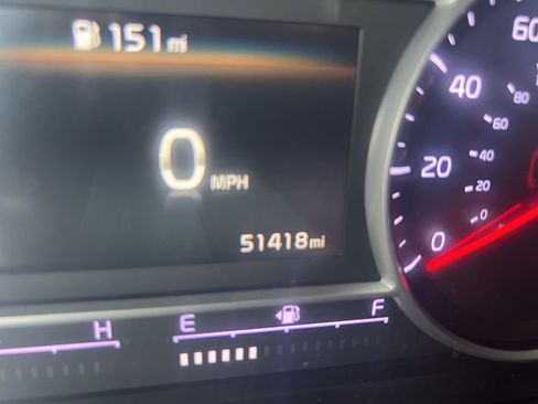 Used 2022 Kia Sorento EX image 46