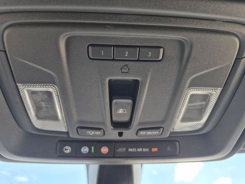 Used 2020 GMC Sierra 1500 AT4 w/ AT4 Premium Package AWD/4WD image 7