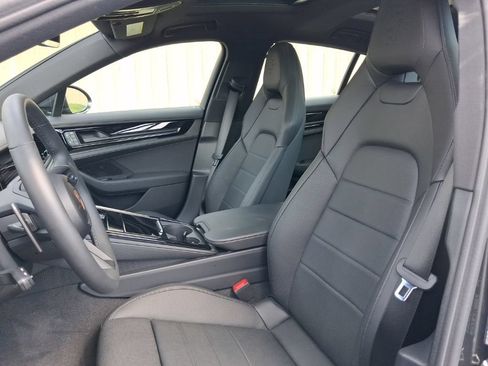 Used 2025 Porsche Panamera 4 AWD/4WD image 5