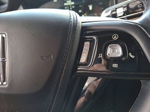 Certified 2023 Lincoln Aviator Reserve w/ Elements Package Plus AWD/4WD image 23