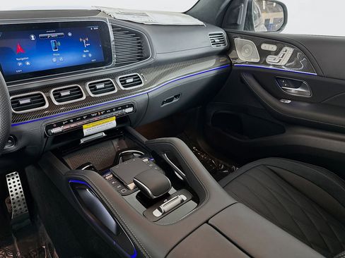 New 2026 Mercedes-Benz GLE 63 AMG S image 25