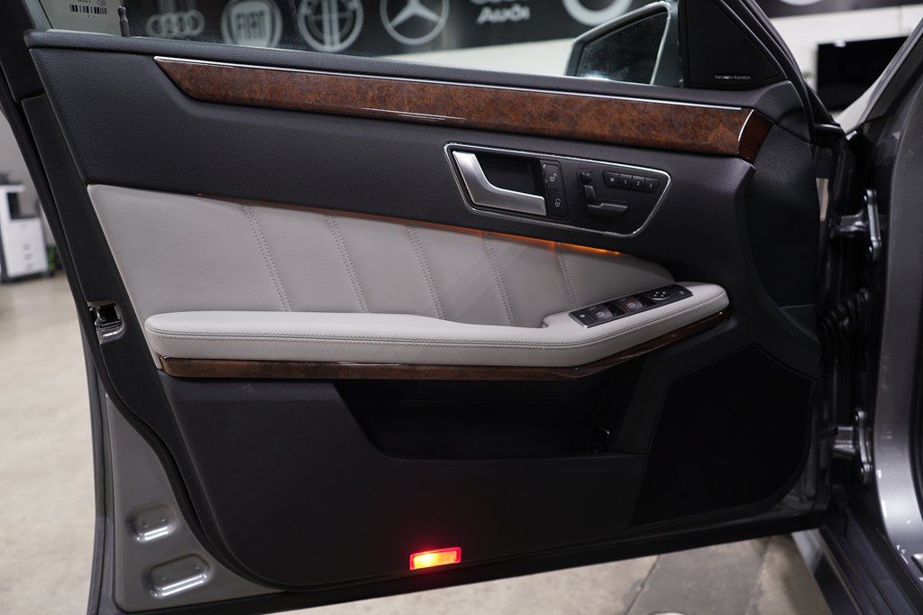 Used 2013 Mercedes-Benz E 350 Sedan image 9