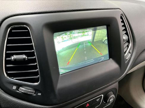 Used 2019 Jeep Compass Latitude w/ Popular Equipment Group image 23