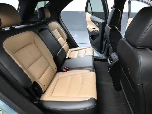 Used 2022 Chevrolet Equinox Premier image 45