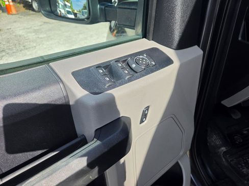 Used 2019 Ford F250 XL w/ Power Equipment Group AWD/4WD image 14