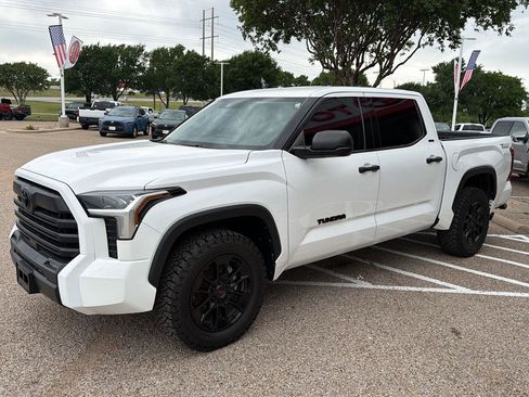 Used 2023 Toyota Tundra SR5 AWD/4WD image 7