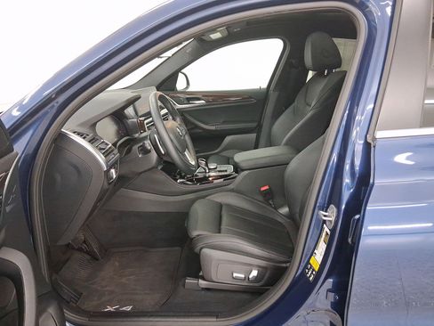 Certified 2023 BMW X4 xDrive30i image 5