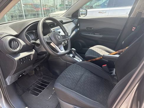 Used 2021 Nissan Kicks S FWD image 5