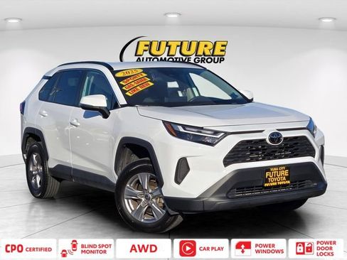 Certified 2025 Toyota RAV4 XLE AWD/4WD image 1