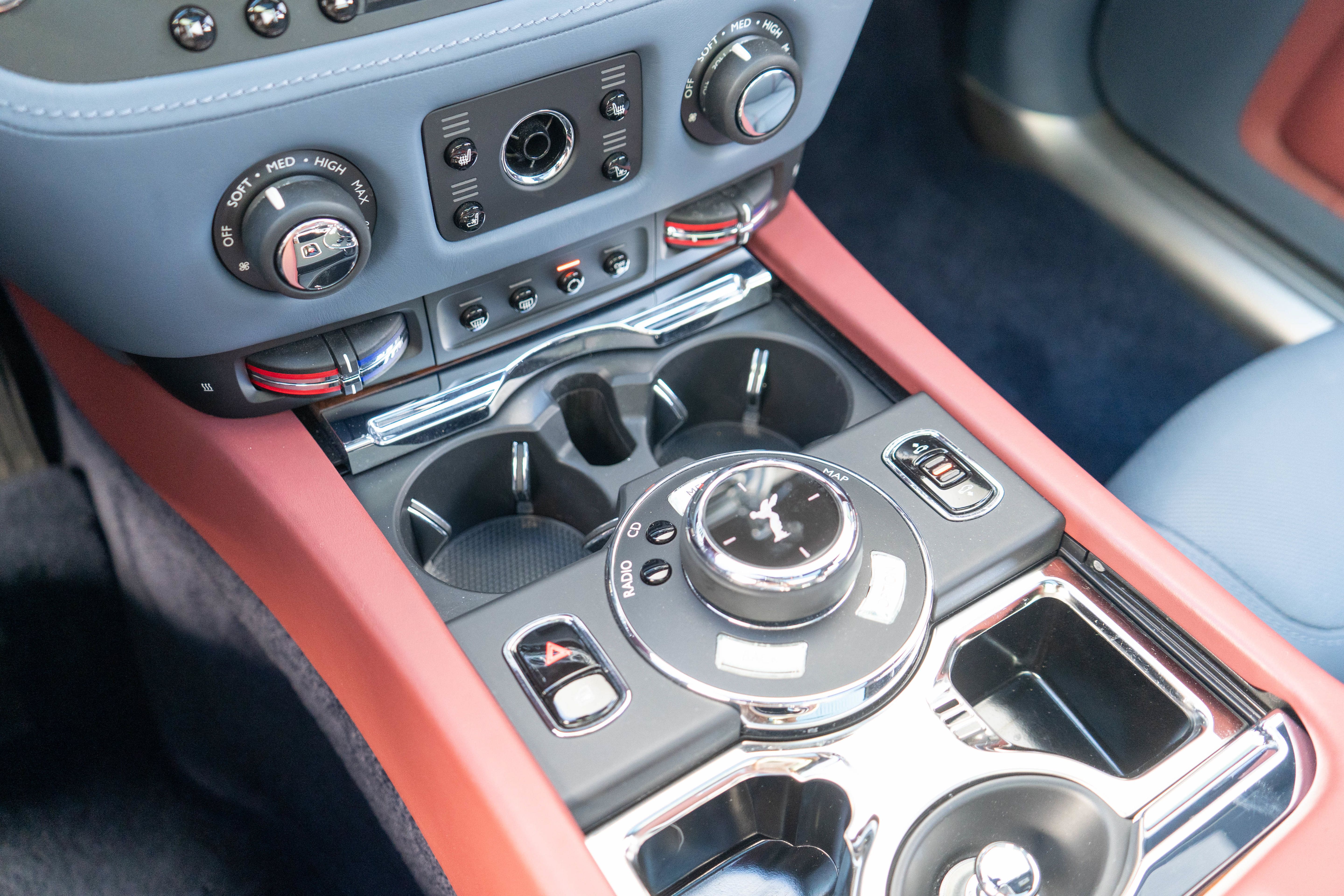 Used 2017 Rolls-Royce Ghost RWD image 25