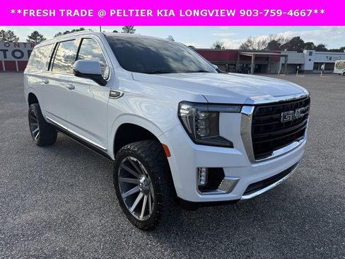 Used 2021 GMC Yukon XL SLT w/ SLT Luxury Plus Package image 1