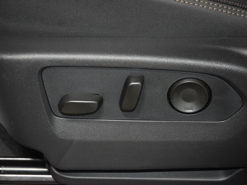 New 2026 Chevrolet Suburban High Country image 40