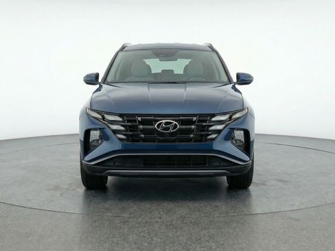 Used 2025 Hyundai Tucson SEL FWD image 2