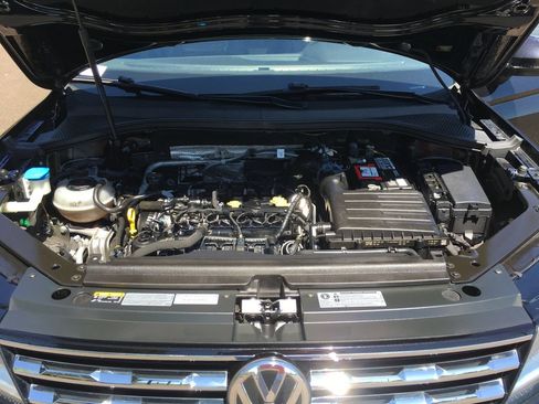 Used 2020 Volkswagen Tiguan SE w/ Panoramic Sunroof Package AWD/4WD image 13