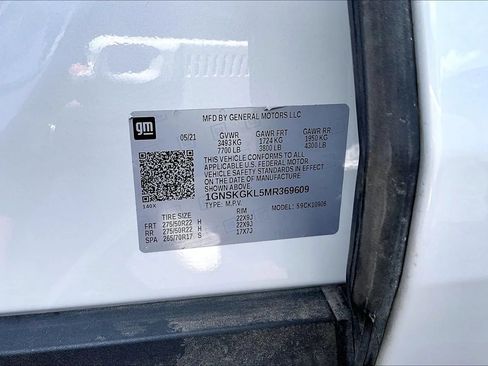 Used 2021 Chevrolet Suburban High Country AWD/4WD image 3