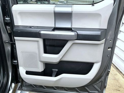Used 2019 Ford F250 XLT w/ XLT Premium Package AWD/4WD image 18