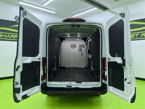 Used 2022 Ford Transit 250 Medium Roof w/ Load Area Protection Package RWD image 9