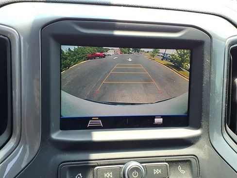 Used 2021 Chevrolet Silverado 1500 Custom AWD/4WD image 18
