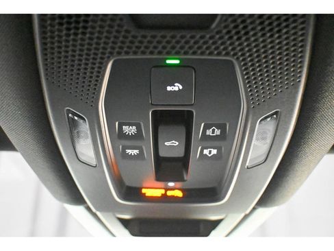 Used 2024 Porsche Cayenne S AWD/4WD image 62