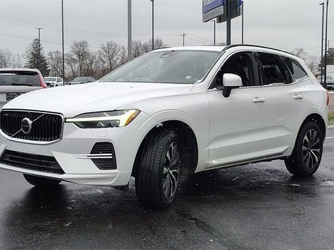 Certified 2023 Volvo XC60 B5 Core w/ Climate Package image 6