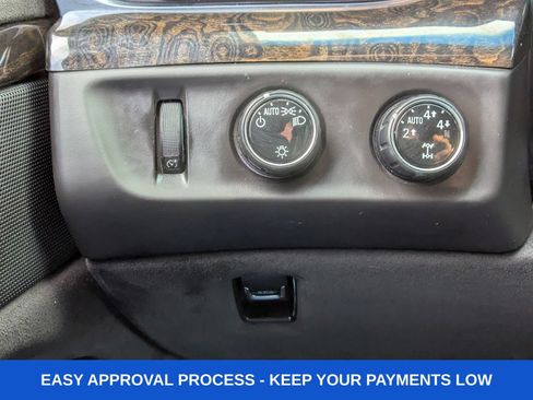 Used 2016 Cadillac Escalade ESV Platinum AWD/4WD image 45
