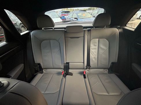 Used 2023 Audi Q3 2.0T Premium w/ Black Optic Sport Package image 13