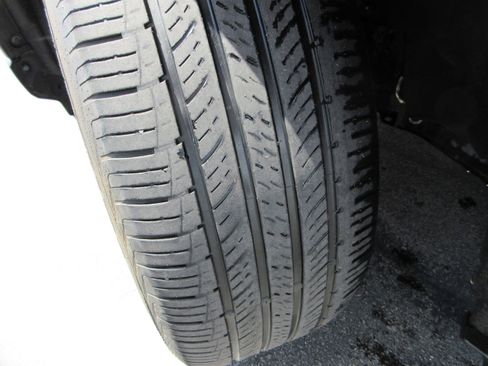 Used 2020 Ford Explorer ST w/ Premium Technology Package image 19