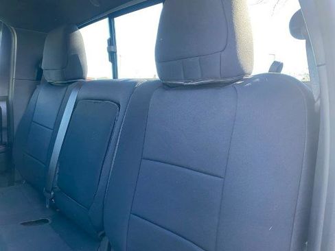 Used 2025 Nissan Frontier PRO-4X image 27