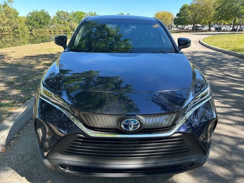 Used 2024 Toyota Venza LE image 8